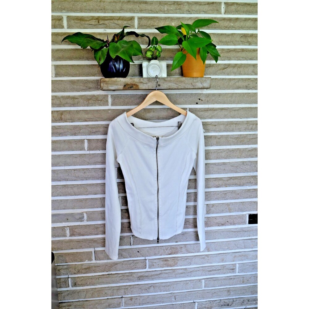 White Free People We The Free Eye Candy Tee Blouse Top Long Sleeve Ribbed L